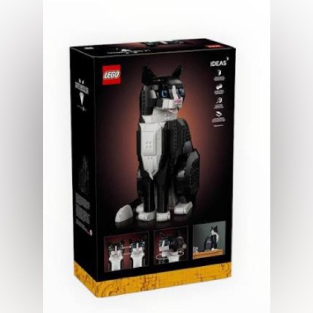 LEGO Black and White Cat Toy Set